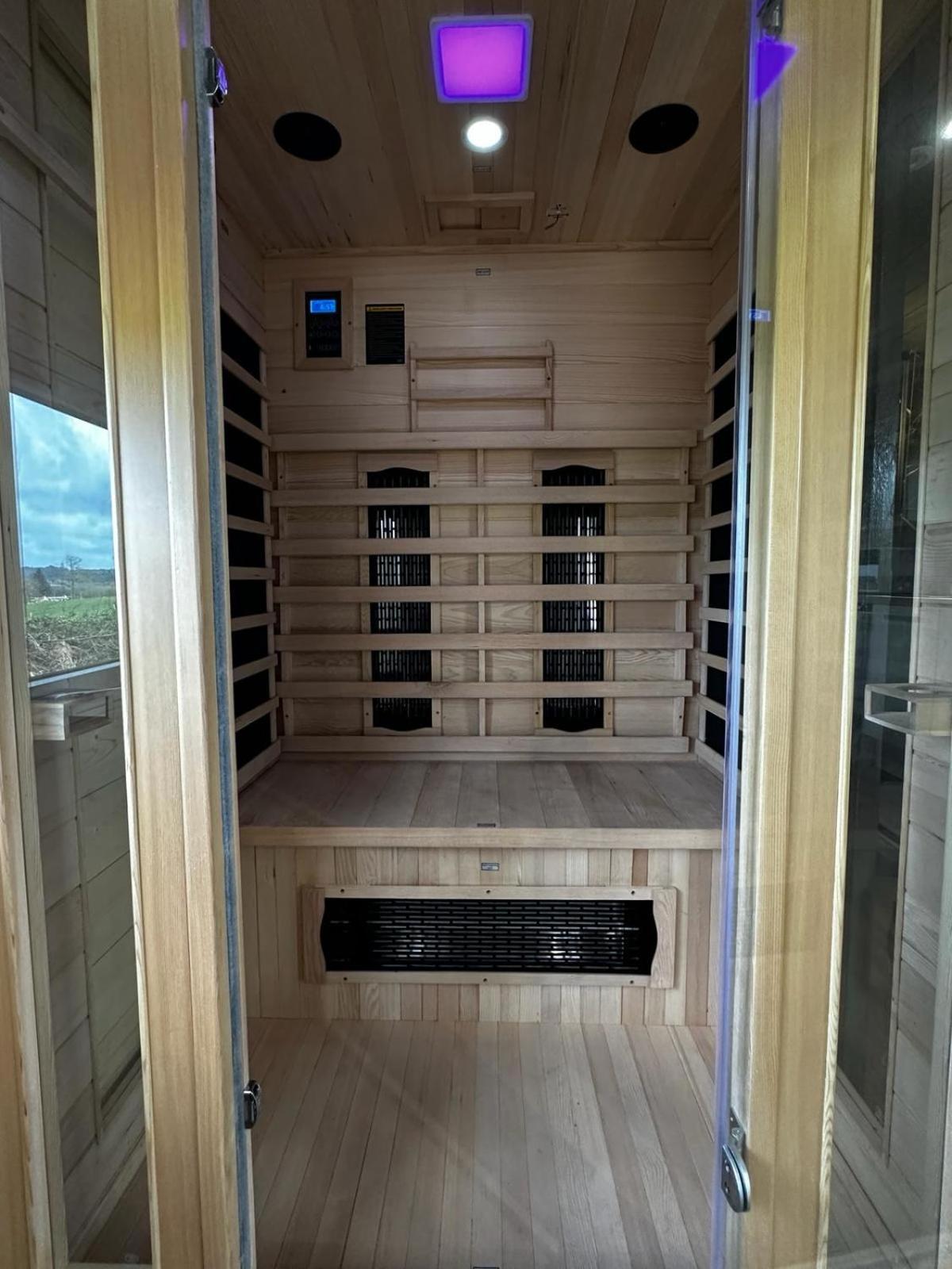 Bannalec La Cabane D'Emma Spa&Sauna Prive מראה חיצוני תמונה