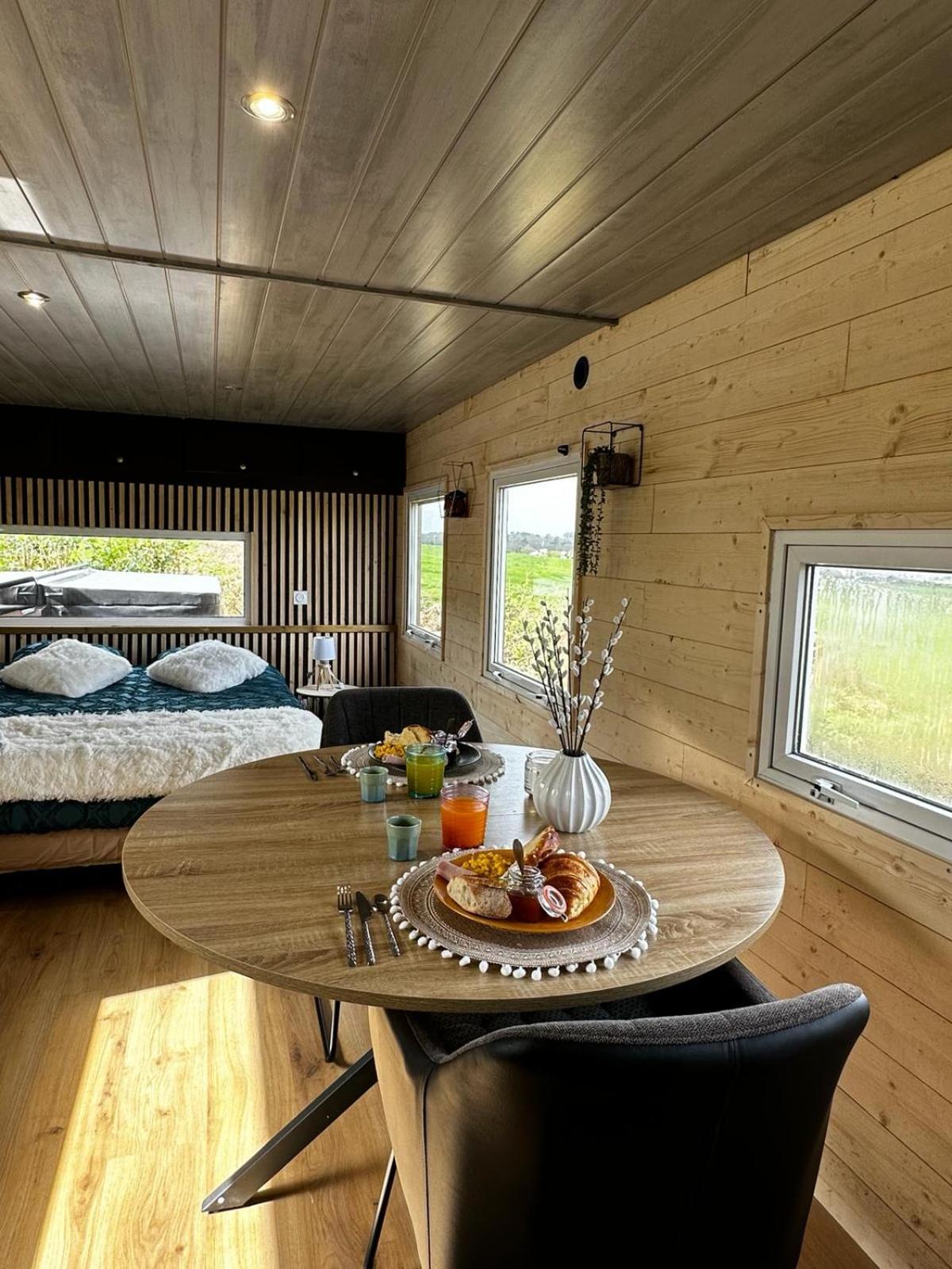 Bannalec La Cabane D'Emma Spa&Sauna Prive מראה חיצוני תמונה