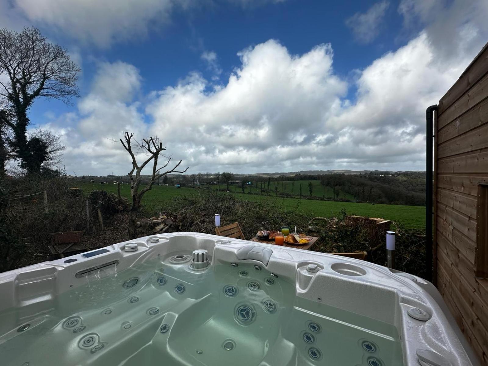 Bannalec La Cabane D'Emma Spa&Sauna Prive מראה חיצוני תמונה